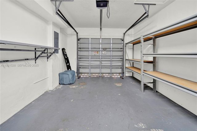 16415 SW 73rd Ter, Miami, FL 33193