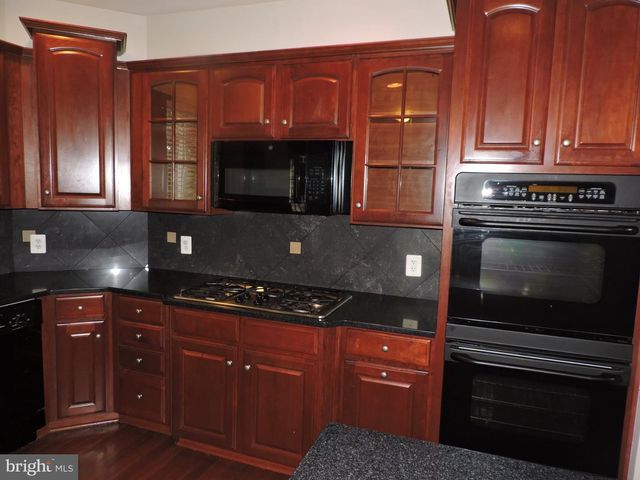 9315 RUSTIC BREEZE CT, Bristow, VA 20136