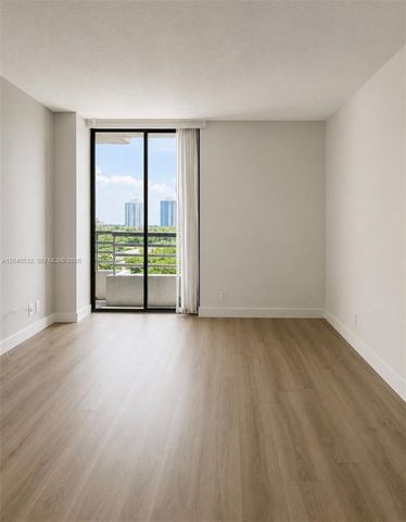 3300 NE 191st Street 907, Aventura, FL 33180