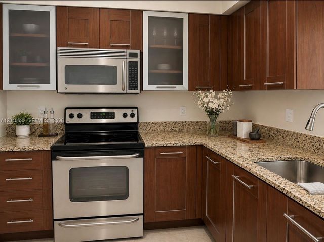 3300 NE 191st Street 907, Aventura, FL 33180