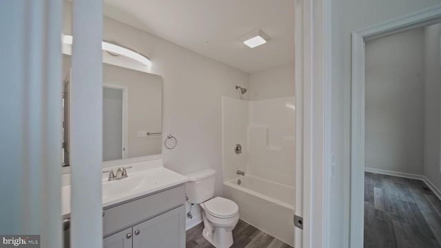 97 FOX CHASE CT, Kearneysville, WV 25430