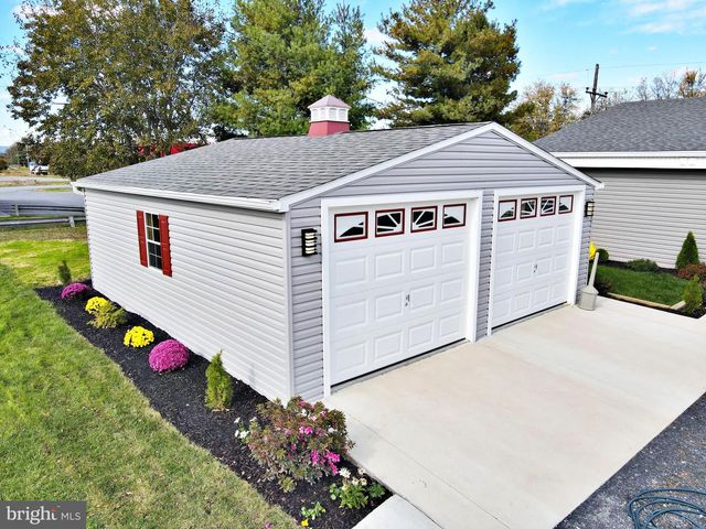 97 FOX CHASE CT, Kearneysville, WV 25430