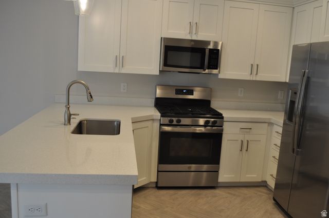 986 W VISTA RIDGE DR, Lehi, UT 84043