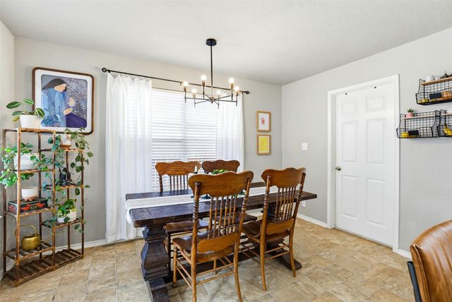 518 BANDERA CIR CIR, New Braunfels, TX 78130