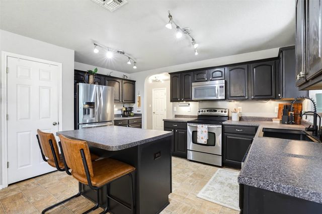 518 BANDERA CIR CIR, New Braunfels, TX 78130