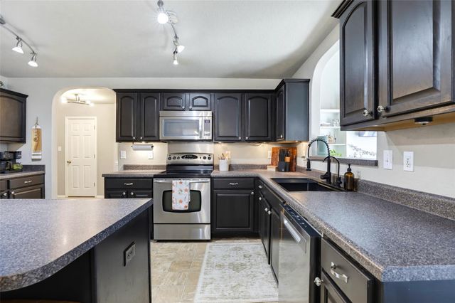518 BANDERA CIR CIR, New Braunfels, TX 78130