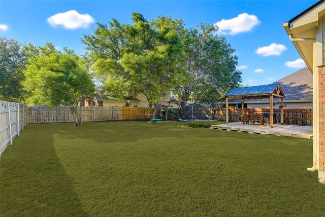 518 BANDERA CIR CIR, New Braunfels, TX 78130
