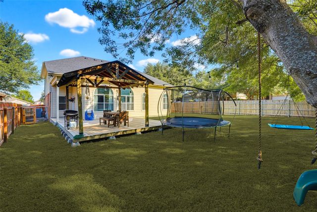 518 BANDERA CIR CIR, New Braunfels, TX 78130