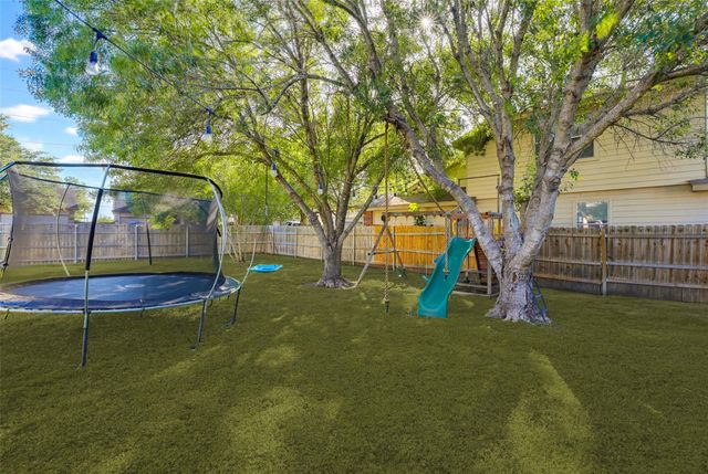 518 BANDERA CIR CIR, New Braunfels, TX 78130