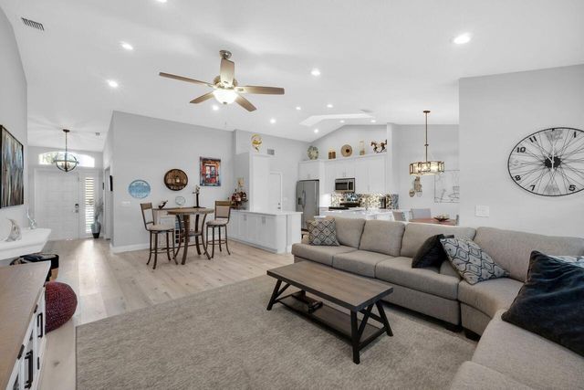 17215 Boca Club Boulevard 1, Boca Raton, FL 33487