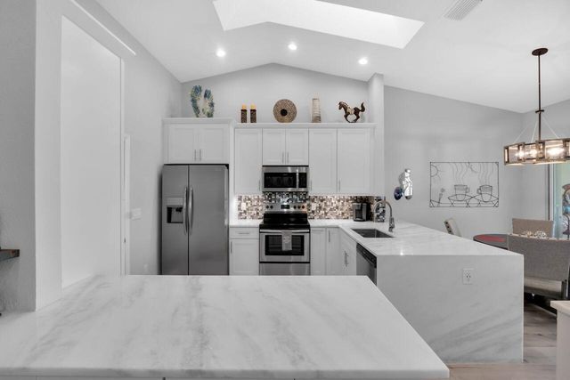 17215 Boca Club Boulevard 1, Boca Raton, FL 33487