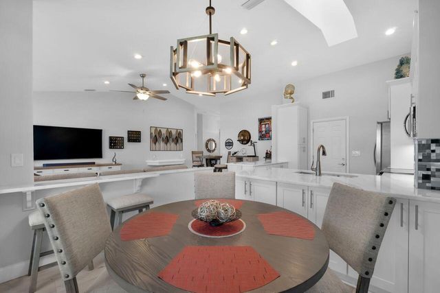 17215 Boca Club Boulevard 1, Boca Raton, FL 33487