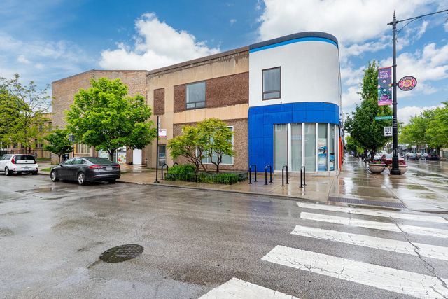 2520 W Devon Avenue 2a, Chicago, IL 60659