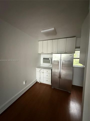 10281 E Bay Harbor Dr A5, Bay Harbor Islands, FL 33154