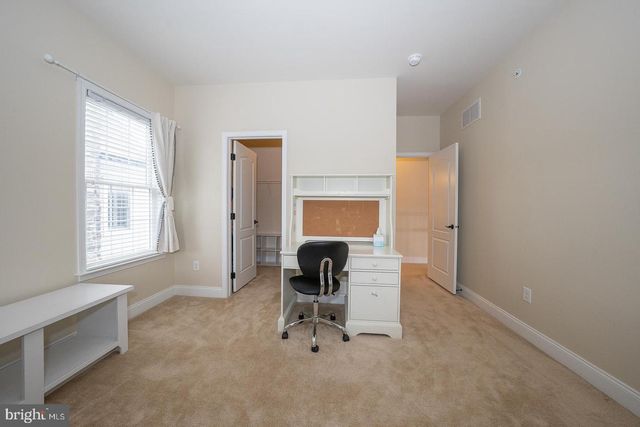 3708 LISETER GDNS, Newtown Square, PA 19073