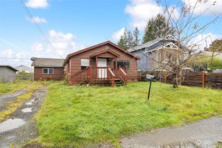 2924 Pacific Avenue, Hoquiam, WA 98550
