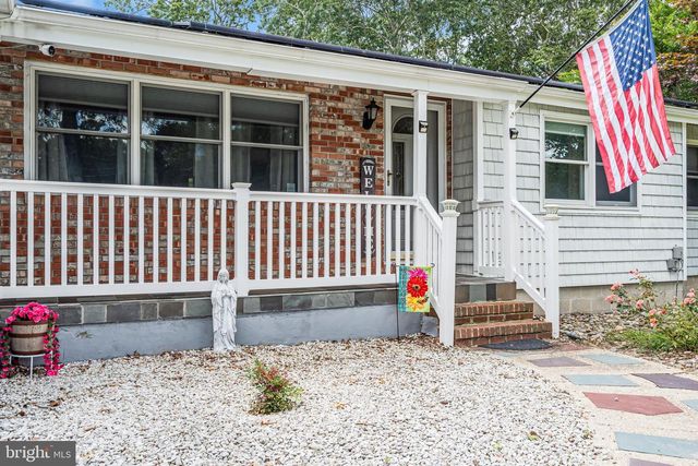 110 4TH AVE, Tuckerton, NJ 08087