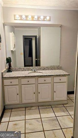 115 BOND Drive, Ellenwood, GA 30294