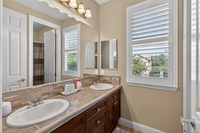 3501 Blanchette Way, Rancho Cordova, CA 95670