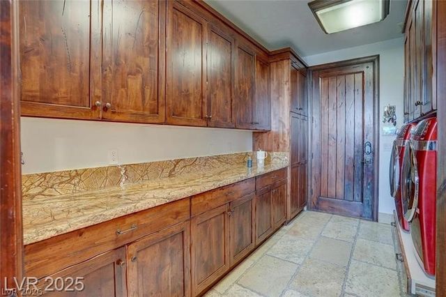 1608 Liege Drive, Henderson, NV 89012