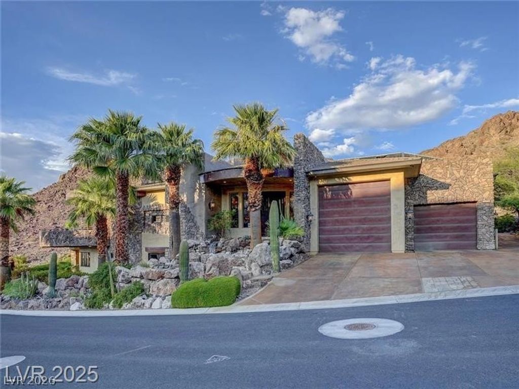 1608 Liege Drive, Henderson, NV 89012