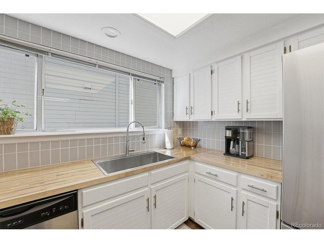 2258 S Nome Ct, Aurora, CO 80014