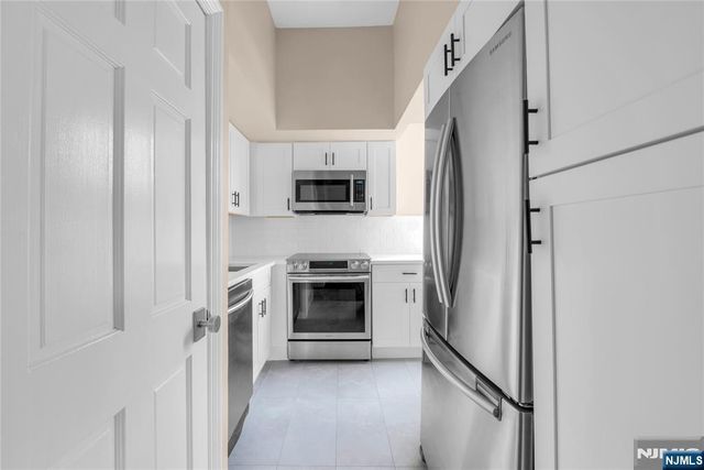 6816 Bellevue Avenue 3A, Guttenberg, NJ 07093