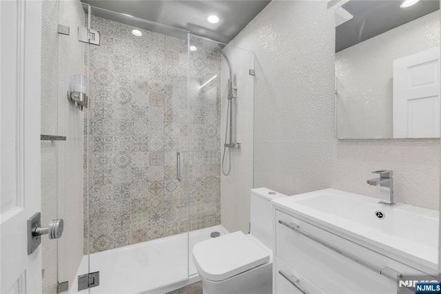 6816 Bellevue Avenue 3A, Guttenberg, NJ 07093