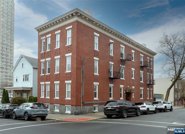 6816 Bellevue Avenue 3A, Guttenberg, NJ 07093