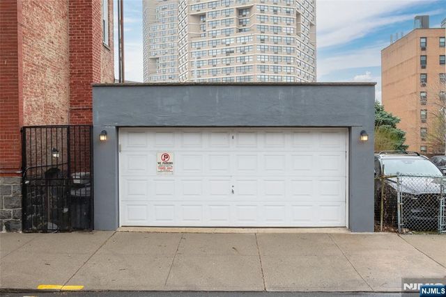 6816 Bellevue Avenue 3A, Guttenberg, NJ 07093