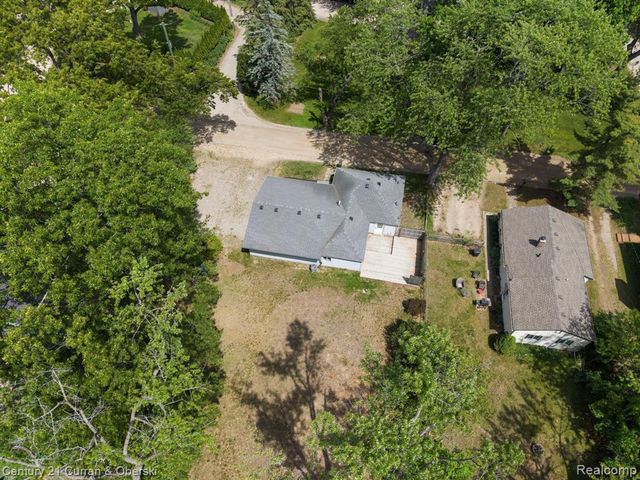 2374 Lakena Road, West Bloomfield, MI 48324