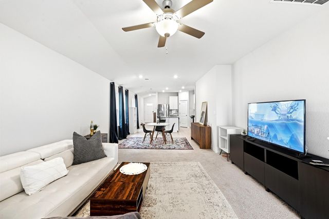 13108 Barrister LN, Buda, TX 78610