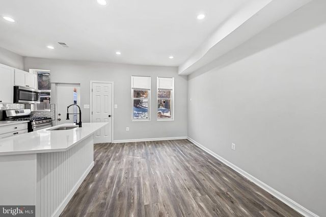 4206 IVANHOE AVE, Baltimore, MD 21212