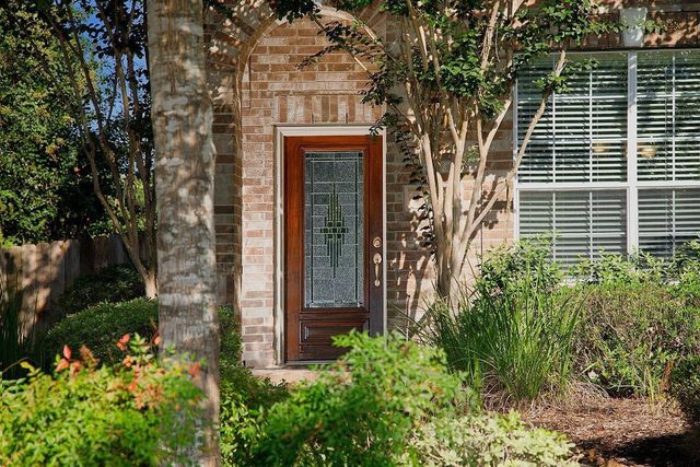 3 Pine Needle Place, The Woodlands, TX 77382
