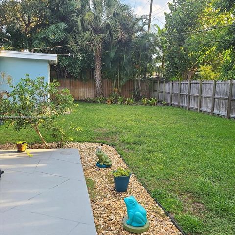 2741 NE 16th Ave, Wilton Manors, FL 33334