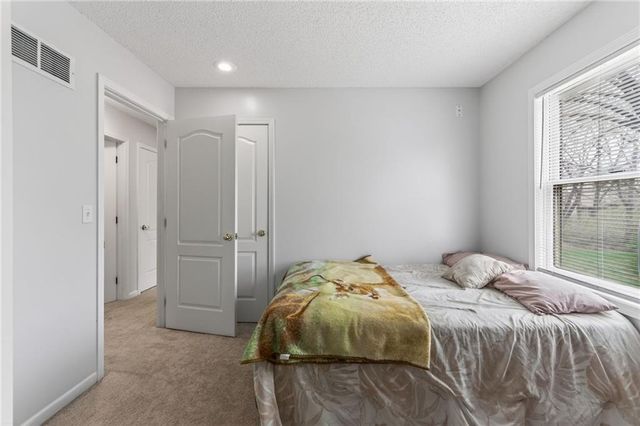 4115 N Troost Avenue, Kansas City, MO 64116