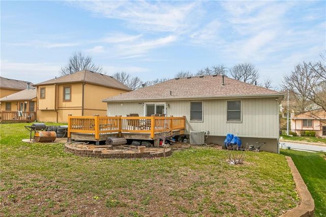 4115 N Troost Avenue, Kansas City, MO 64116