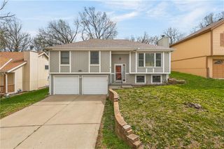 4115 N Troost Avenue, Kansas City, MO 64116