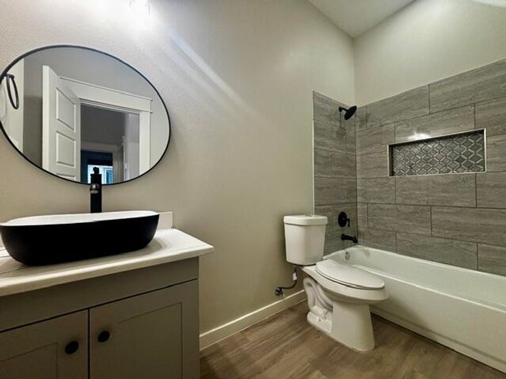 Image 12 of property listing at 1814 Childress Street, San Angelo, TX 76901
