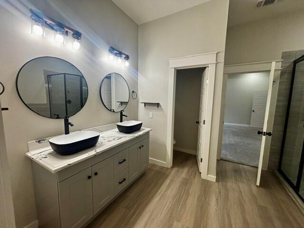 Image 7 of property listing at 1814 Childress Street, San Angelo, TX 76901