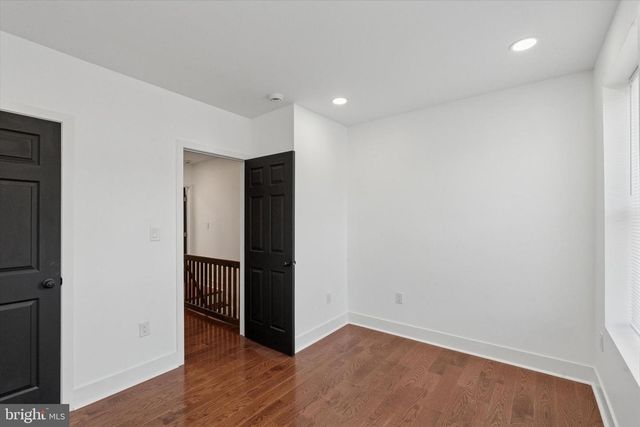 2538 W OAKDALE ST, Philadelphia, PA 19132