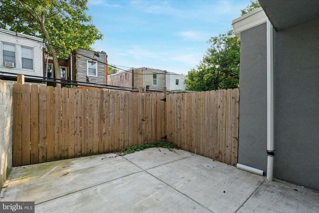 2538 W OAKDALE ST, Philadelphia, PA 19132