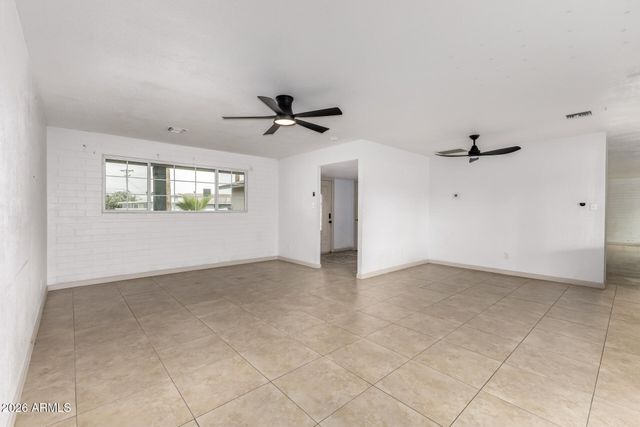 5017 N 64TH Avenue, Glendale, AZ 85301