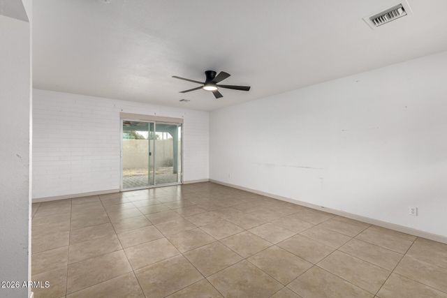 5017 N 64TH Avenue, Glendale, AZ 85301