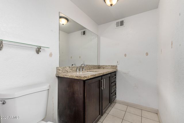 5017 N 64TH Avenue, Glendale, AZ 85301