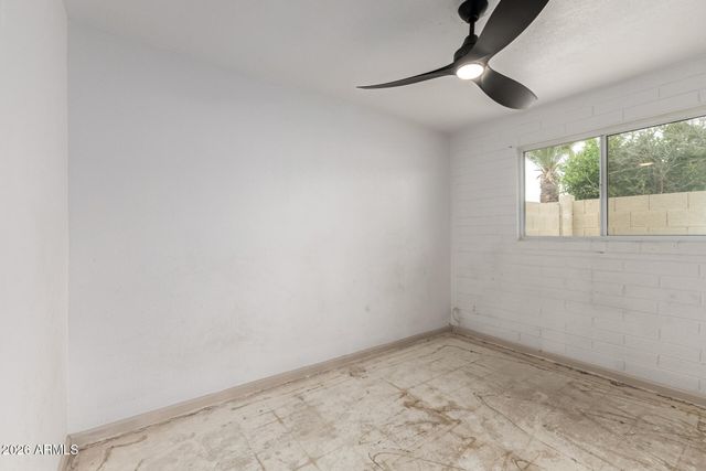 5017 N 64TH Avenue, Glendale, AZ 85301