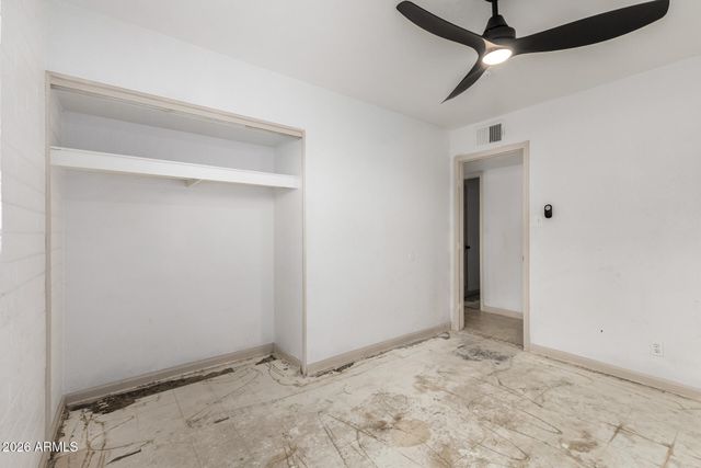 5017 N 64TH Avenue, Glendale, AZ 85301