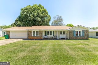 110 Wildwood Trail, Bonaire, GA 31005
