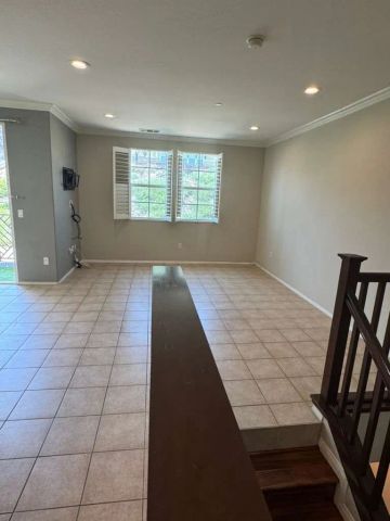16736 Nicklaus 39, Sylmar, CA 91342