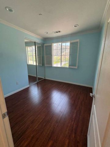16736 Nicklaus 39, Sylmar, CA 91342